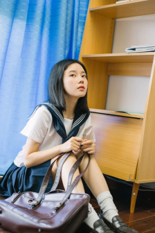 老师没戴套子C了我一天